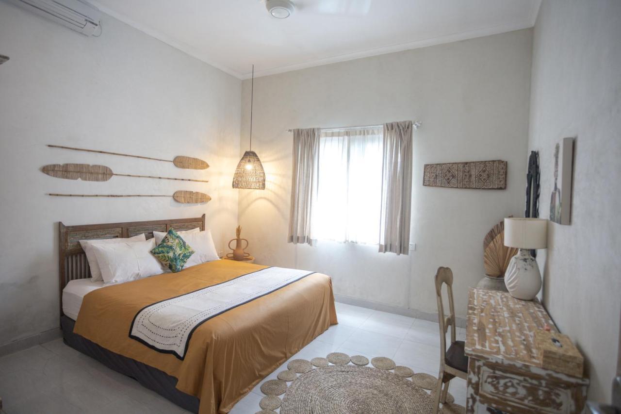 Gypsy Moon Bali Hostel Canggu Buitenkant foto
